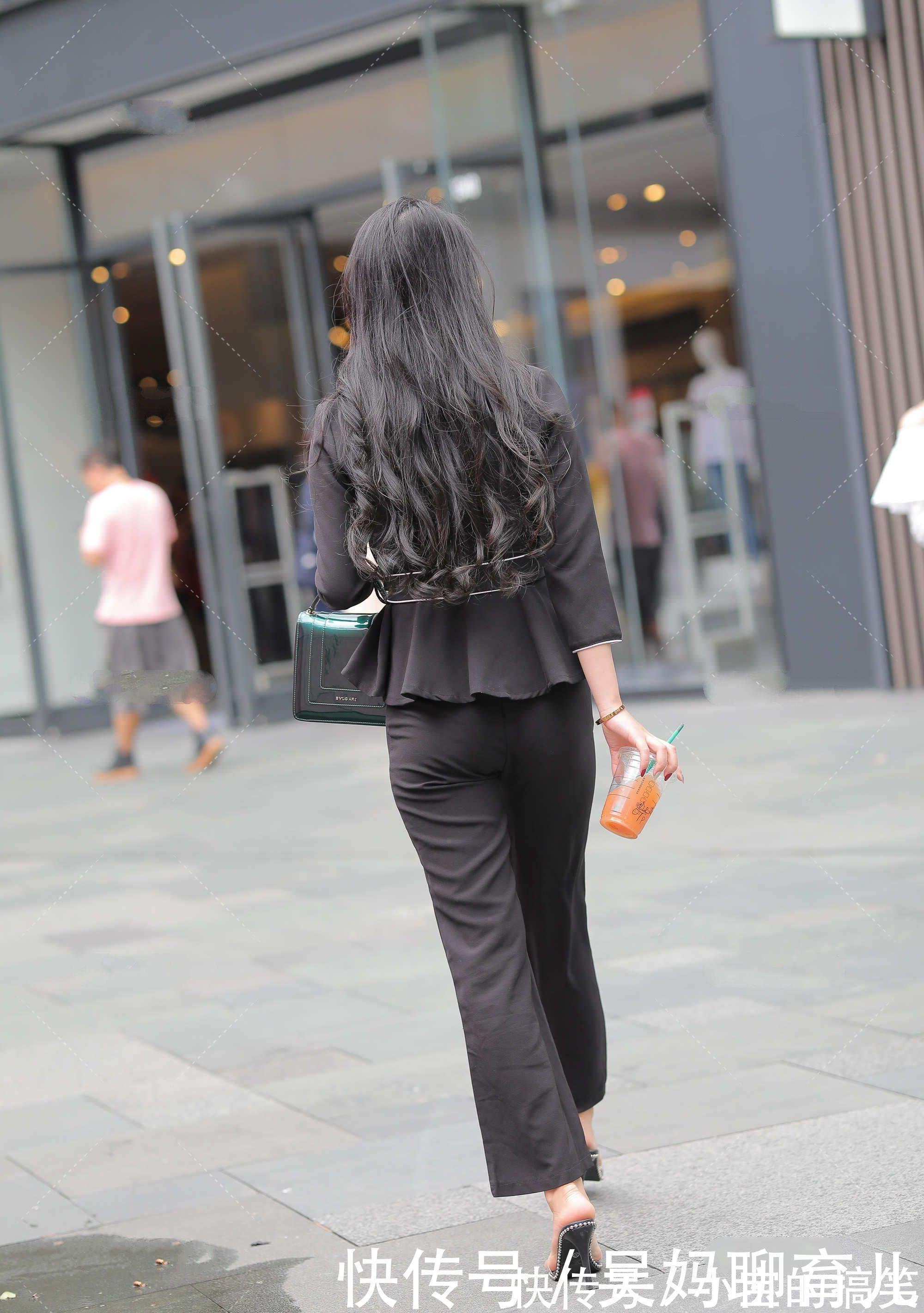 职场 职场里常用的西装怎样穿才百搭又好看?可以尝试下全黑色的搭配