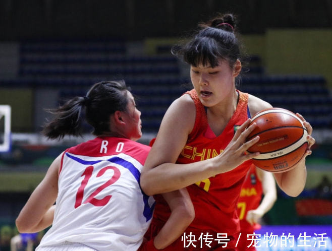 赵仁斌|李月汝号称女版奥尼尔，和2米19CBA名将之子热恋，未来可期