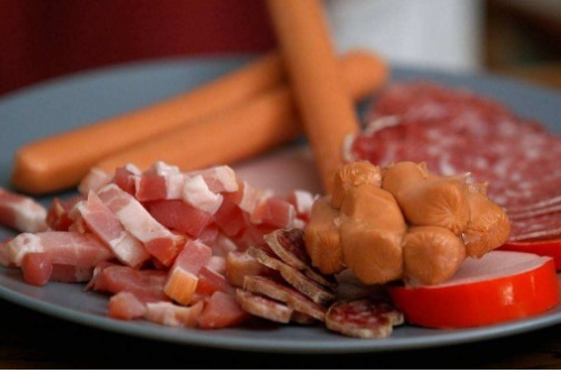 营养学|米饭二次加热致癌,营养学家忠告不该隔夜吃的是其他几种食物