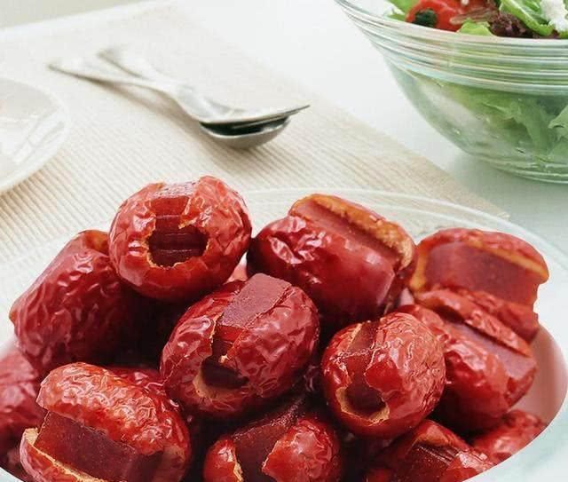 养肝护肝|肝不好的人, 经常用“它”泡水喝, 能修复肝细胞, 肝脏更健康