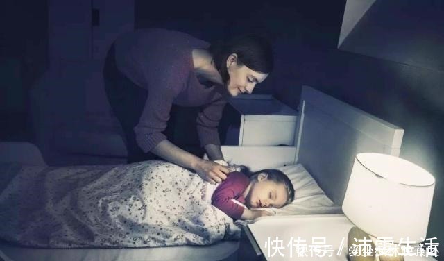 勇敢的人|孩子出现这几个表现,就该分床睡了,别让溺爱耽误孩子独立成长!
