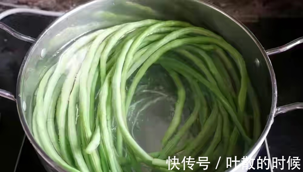 特香|立秋将至,把5款蔬菜晒成干,做法简单,耐储存,冬天炖肉特香!