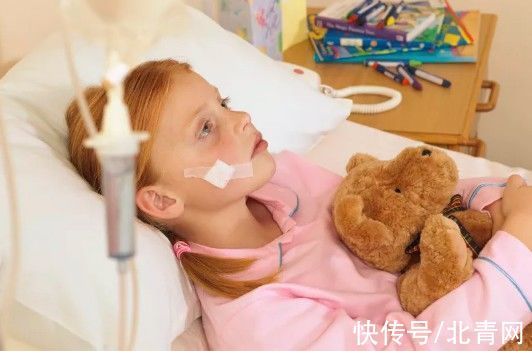 洗头|7岁女孩洗头后做了一件事，第二天竟成面瘫……?