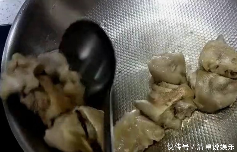 腐乳炖猪蹄!不试试你永远不会知道有多好吃!简单好学!一起做吧