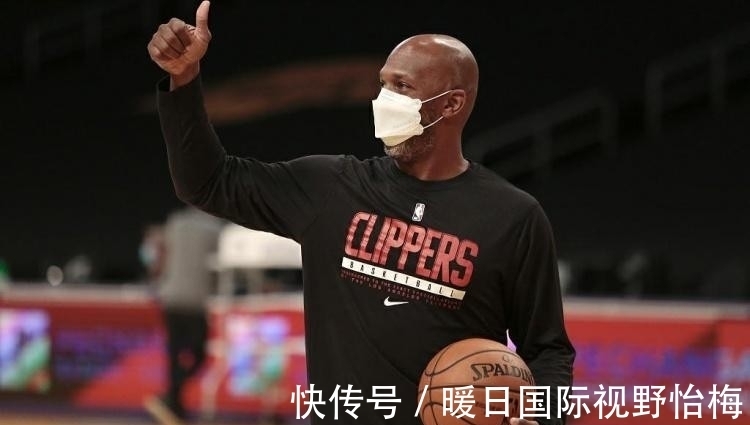 比卢普斯|波特兰球迷们在搞事?因选帅批评利拉德,多位全明星都在招募他