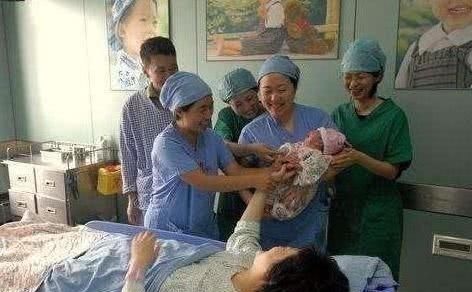 小唐|白天出生的娃和晚上出生的娃有啥不同真不是迷信,有科学依据的