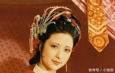 平儿|红楼梦:贾琏为何会在秋桐身上乐不思蜀,只因这个羞于启齿的理由