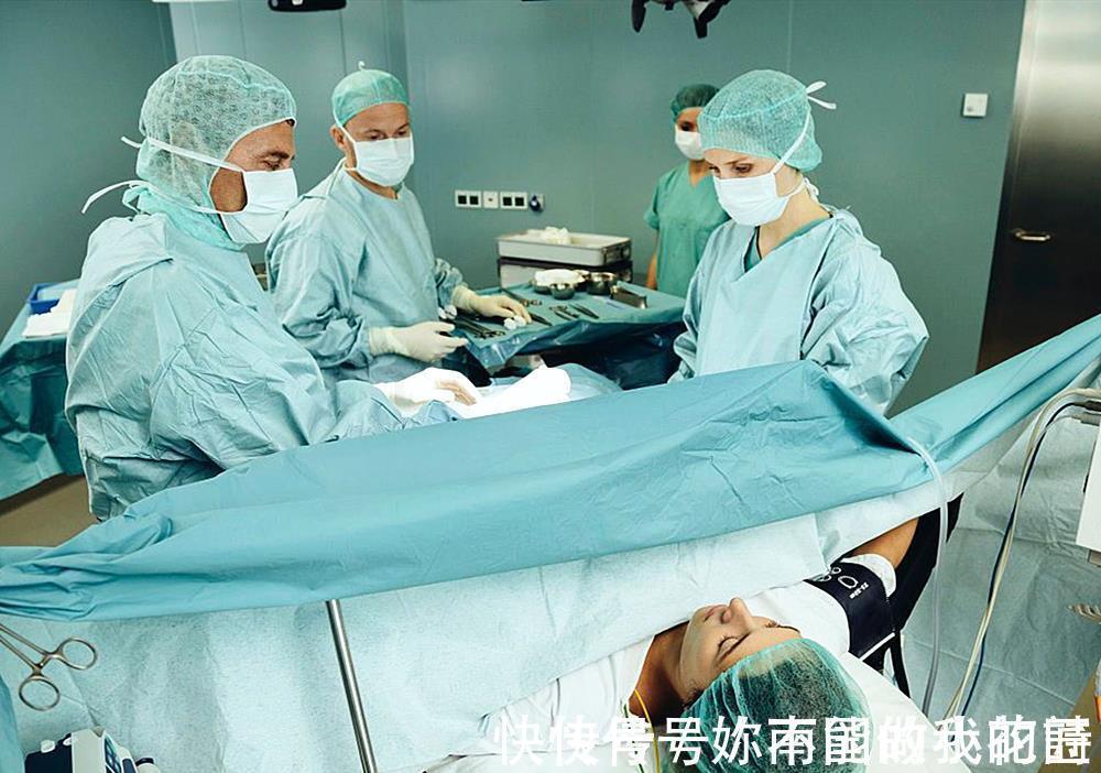 产妇|剖腹产只用“挨一刀”?过来人:尽说风凉话,经历这些就说不出口
