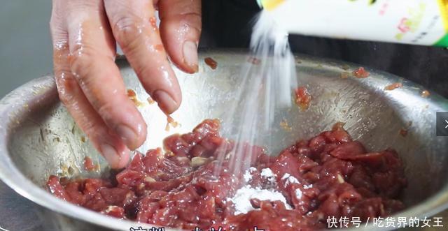 诀窍|牛肉总是咬不动潘哥教你小诀窍,色香肉嫩,一人吃一盘都不够