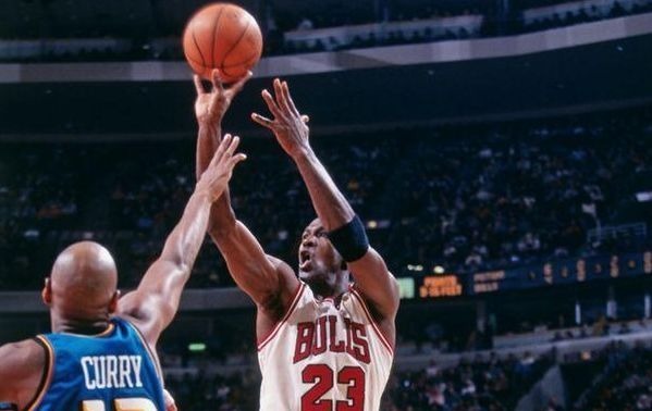 名人堂|NBA新秀赛季拿得分王有多难?历史仅4人 强如乔丹都不行