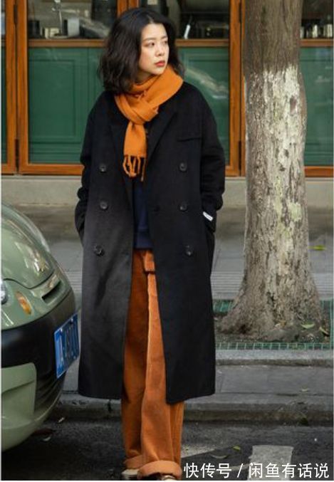 大衣|穿“黑色大衣”太路人?那是搭配不够讲究,3个方案提升高级感