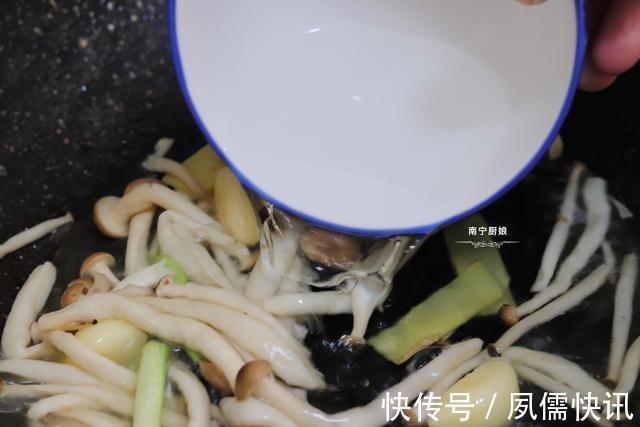 清洗干净|秋天不喝这道汤太可惜，补水去秋燥，还能美容养颜、提高免疫力