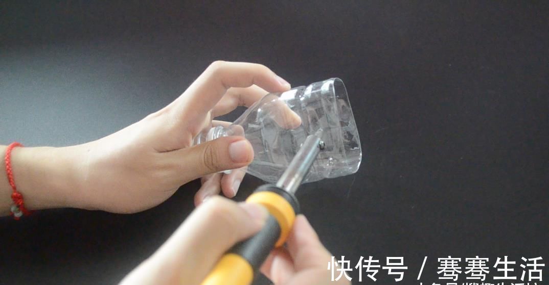 水龙头|洗脸池上放一个塑料瓶, 没想到作用这么大, 看完赶紧去试试