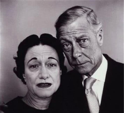 爱德华八世|欧洲最痴情国王,甘愿为一位离异妇女放弃王位,最终落得悲惨结局