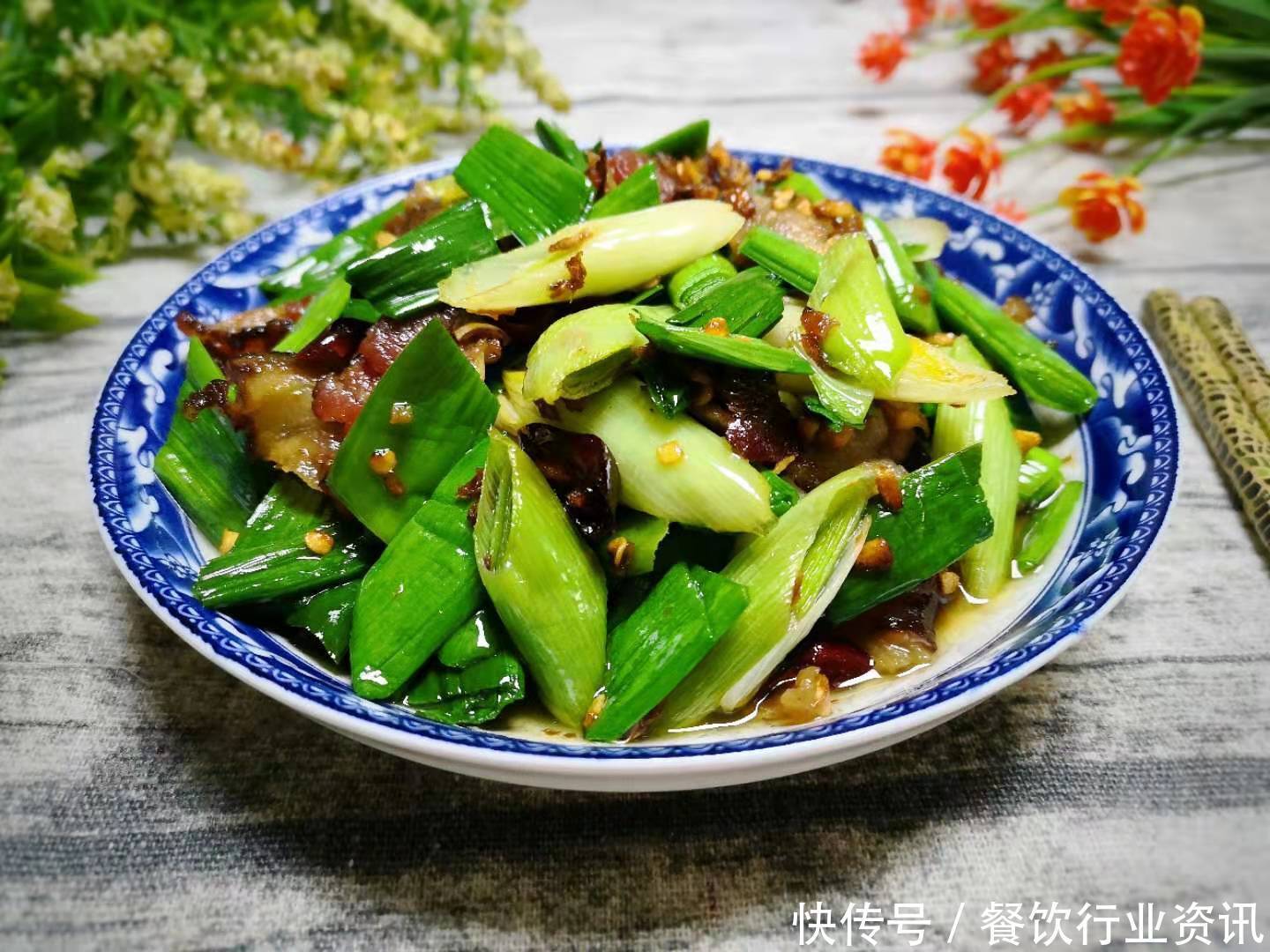  蒜苗|12月别知道吃芹菜茼蒿，蒜苗炒腊肉，鲜嫩可口下饭特香