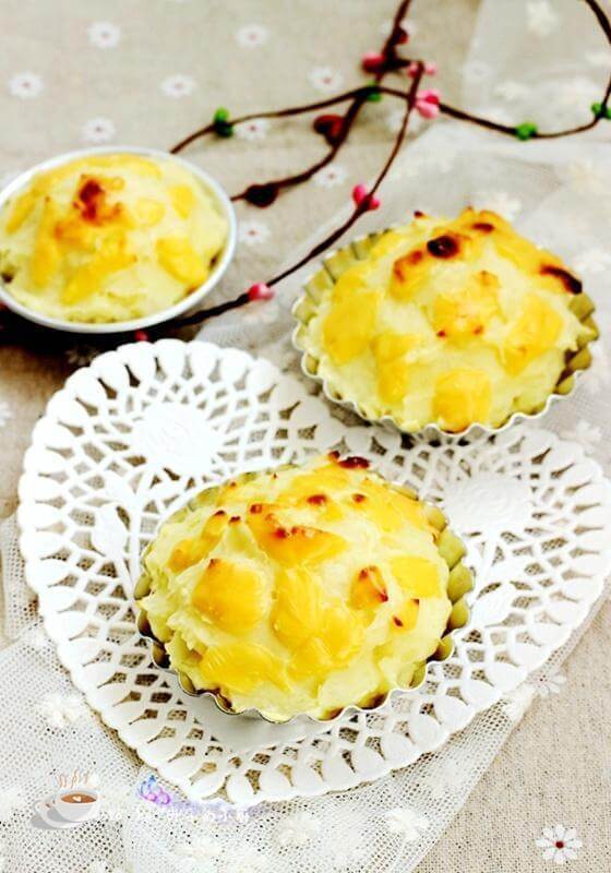 红薯别只知道蒸，几分钟做个甜品，比蛋糕还好吃，谁都能做