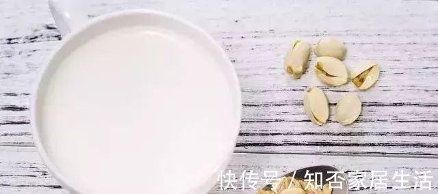 酸奶比牛奶营养更好？喝酸奶，这些禁忌和误区千万别犯！