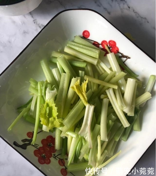 青头鸭|秋天要多吃这个肉，一年四季不咳嗽，比猪肉便宜，比羊肉滋补