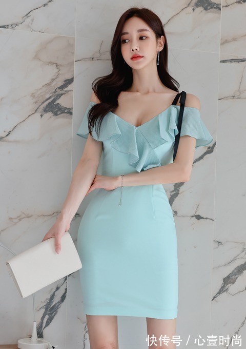 时尚|女神孙允珠高清时尚搭配:波萨诺瓦水晶钻石涟漪吊肩裙