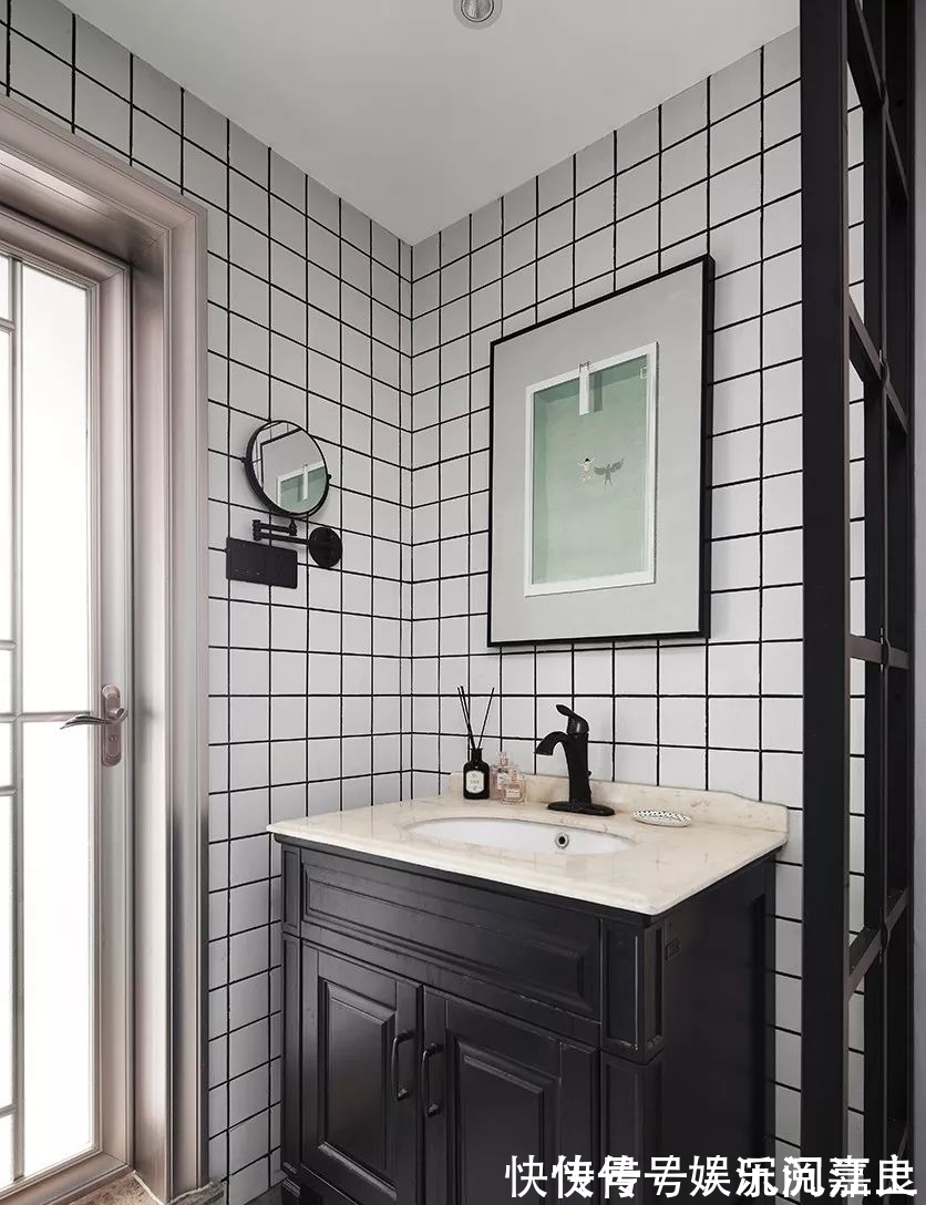 时尚|130㎡现代简约,书房天花是幅画,活力舒适好童趣