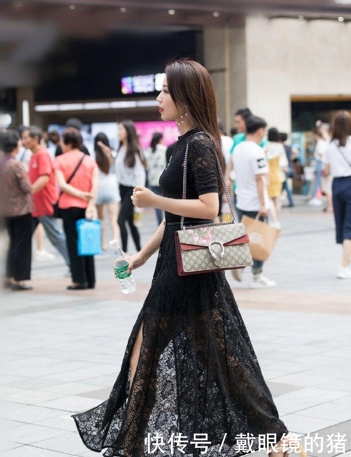 穿搭|美女街拍:甜美范的穿搭参考示范,让你美的清新脱俗