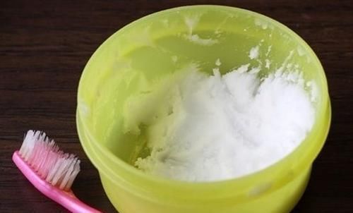 牙膏加“2物”,效果所向披靡,老婆都忍不住点赞,认为你特厉害