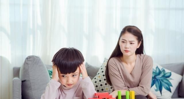 顶嘴期|当孩子进入“顶嘴期”,父母要学会这3句话,孩子将来会感激你