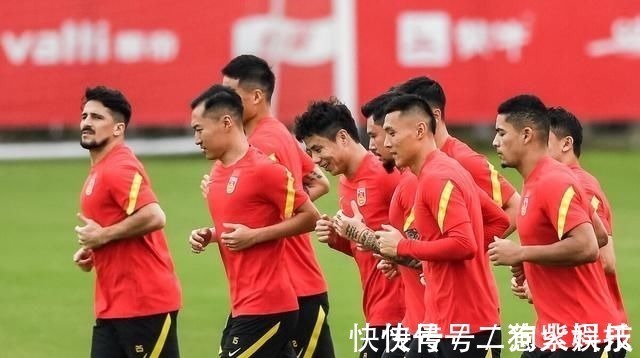 阿曼队|国足迎来两方面消息世界排名继续下降的同时,热身赛对手定了