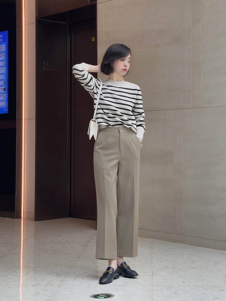 小姐姐|冬天的第一件内搭, 建议你们选择“毛衣针织衫”,温柔度爆棚!