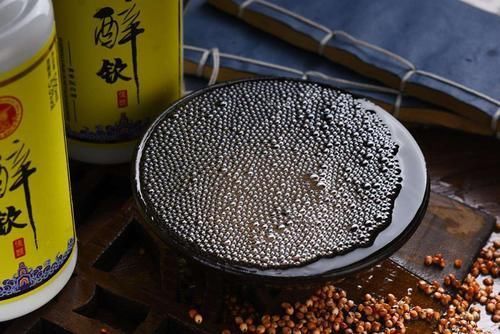 “酱香型酒”和“浓香型酒”有啥区别？差别很大，学会别再乱买了