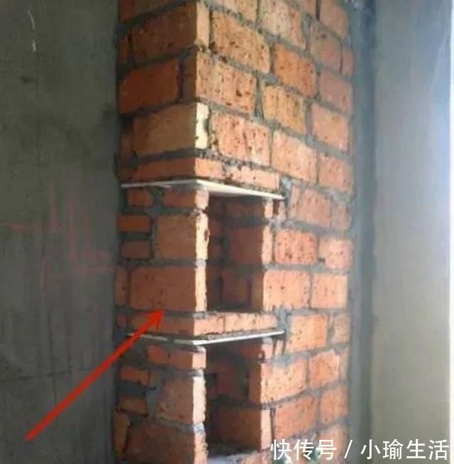 花洒|卫生间包管时如果用点心,能多出一排收纳格,比置物架可高级多了