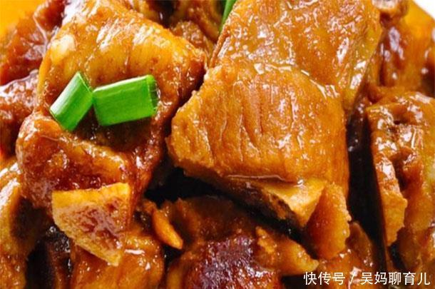 夏至|暑假孩子想和爸爸切磋篮球身高矮,多吃高钙菜,补钙长高比爸爸高