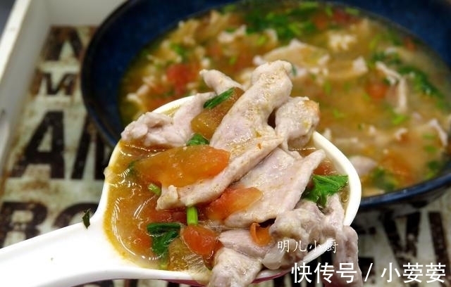 汤酸|三伏天多喝此汤,滴油不放10分钟出锅,汤酸爽肉鲜嫩,天天吃不腻
