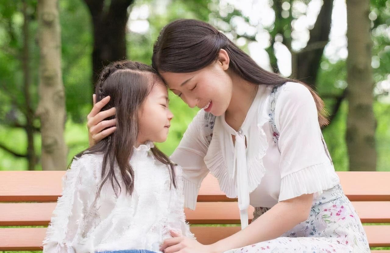 孩子|李玫瑾教授:孩子开始顶嘴时,家长说这3句话,能让孩子受益终生