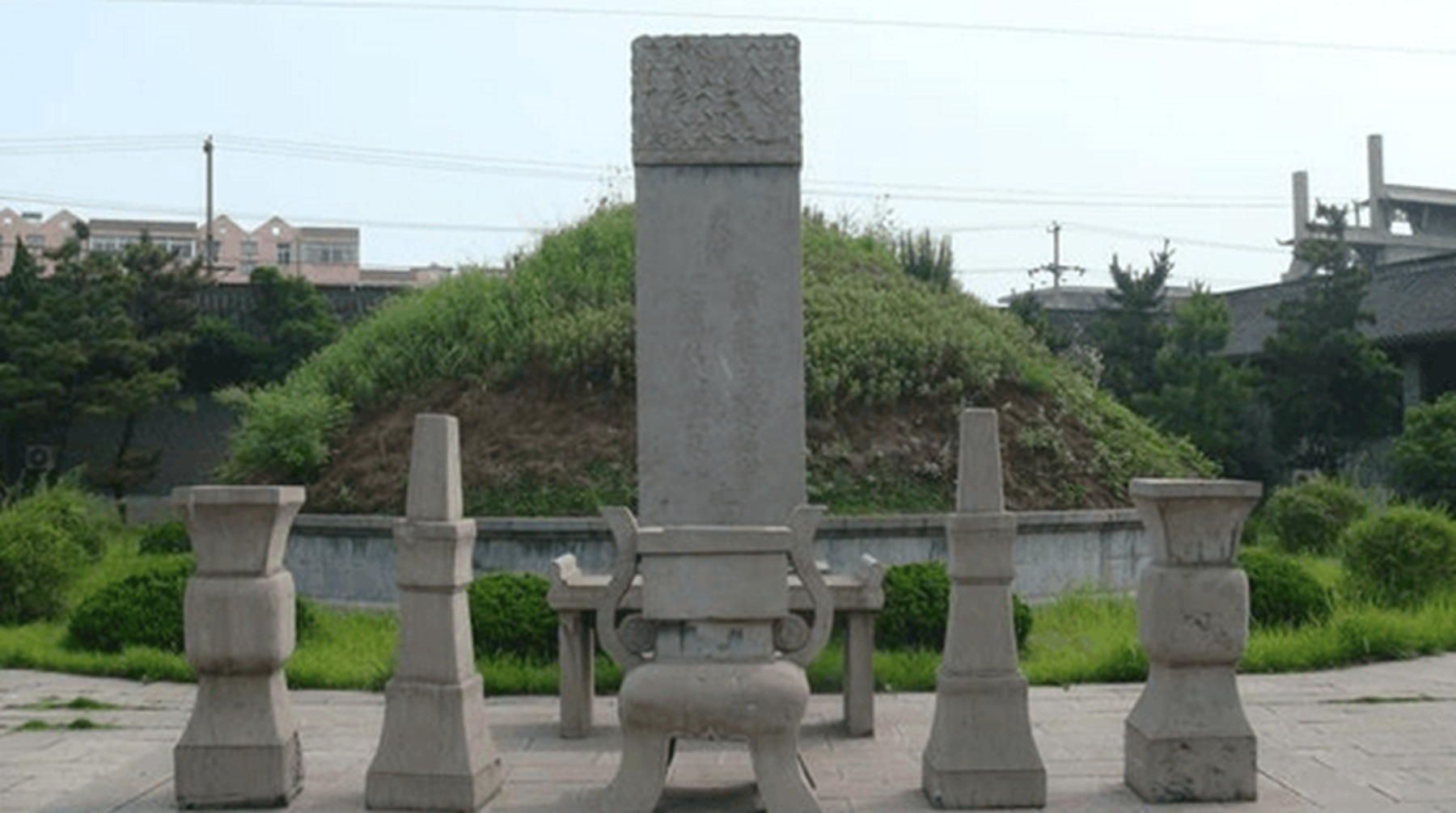 专家|李鸿章墓被挖开，发现两块30斤重的金砖，专家看到后为何摇头？