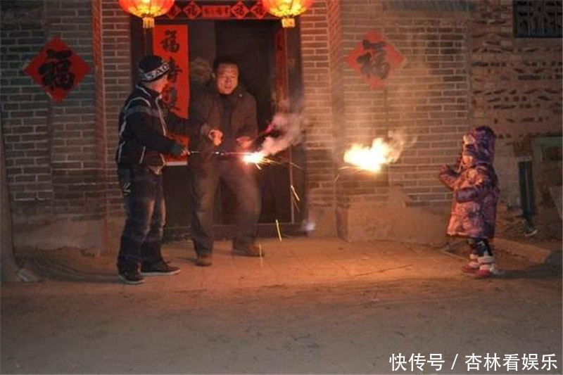 为啥|为啥年轻人越来越不爱过年规矩越来越多,年味越来越少