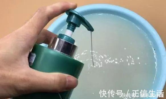柔顺剂|只要开窗家里就积灰？聪明人在水里加点“它”，轻松就把地拖干净