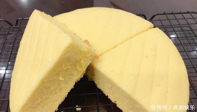 做电饭锅蛋糕,不需要加酵母,一样可以做出鲜香、软嫩的蛋糕