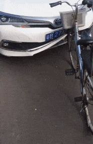 |搞笑GIF段子:高手在民间,老大哥跳的好啊