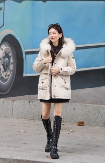 毛毛领 都说羽绒服很土,为什么她们能穿出高级感?答案在这