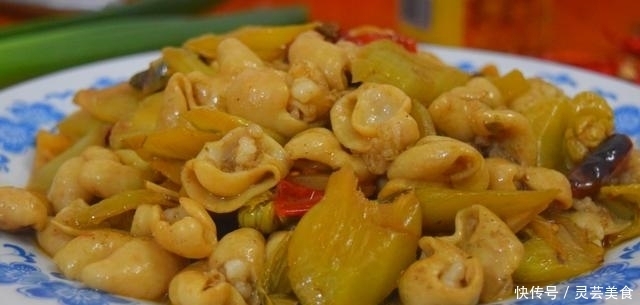 酸菜炒大肠最好吃的做法,简单美味又下饭,看看你喜欢吃不?