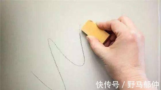 不用一滴水，轻松去除白墙上各种笔迹污渍，我比较关注第6种
