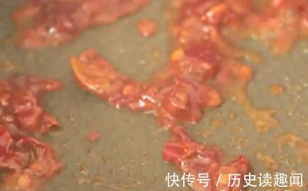 胡萝卜丝|鱼香肉丝：简单实用，肉质鲜嫩