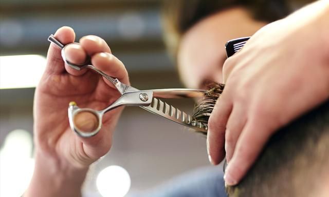 发量|头发厚“打薄”有用吗？能让发量永远变少吗？有用，但不是永久的