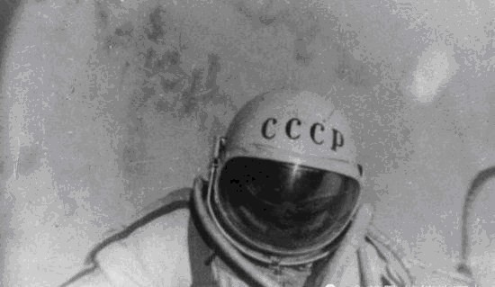 飞船 为何宇航员要带枪上天,苏联的惨痛教训,全世界都不得不防