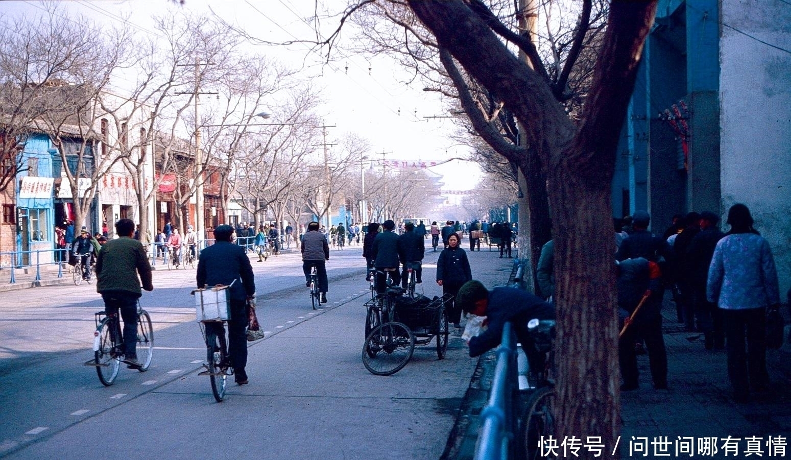 便宜|直击上世纪八十年代不穷不富日子舒坦,冰棒小吃干净又便宜