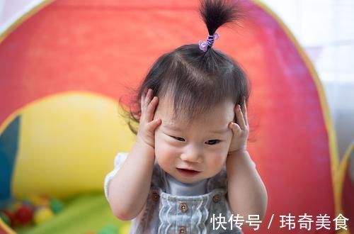 宝宝|宝宝被妈妈骂哭,为何还要妈妈抱?背后原因,很暖心