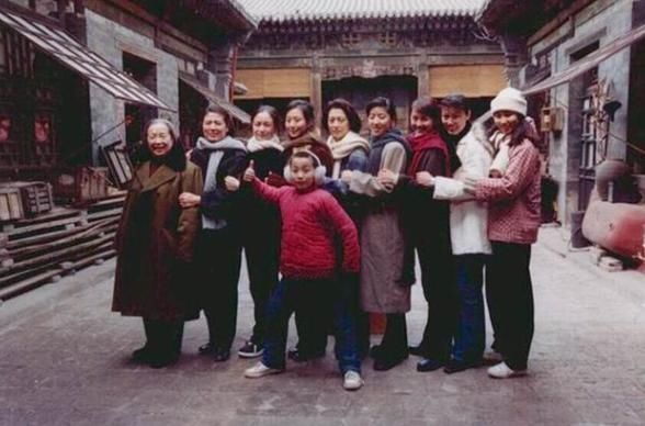 为什么父母不在,兄弟姐妹们会变疏远?4个现实原因让人深思