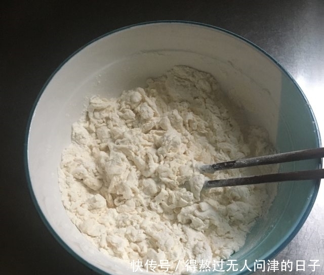 韭菜鸡蛋饼,味道鲜美,美味早餐