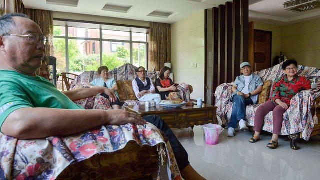 一线城市|“新型养老”正在蔓延,既不麻烦儿女也不用带娃,养老也可以很潮